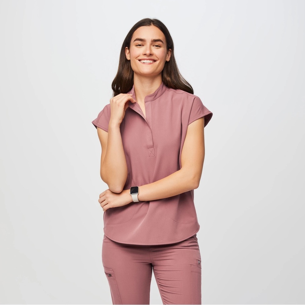 FIGS Mauve Rafaela Scrub Top Medium